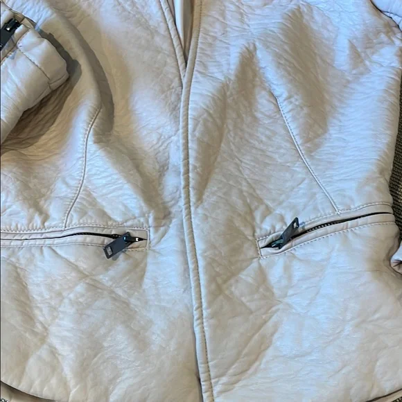 Blank NYC Light Pink Pleather Jacket - Picture 3 of 6